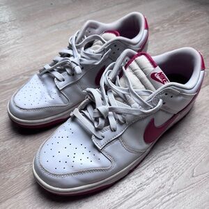 Nike Dunk Low Vast Grey Varsity Red Men’s Shoes Size 10 FJ083-011